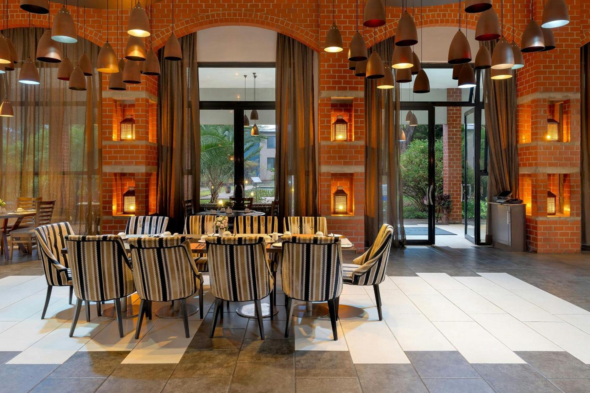 Protea Hotel By Marriott Ndola Exteriör bild
