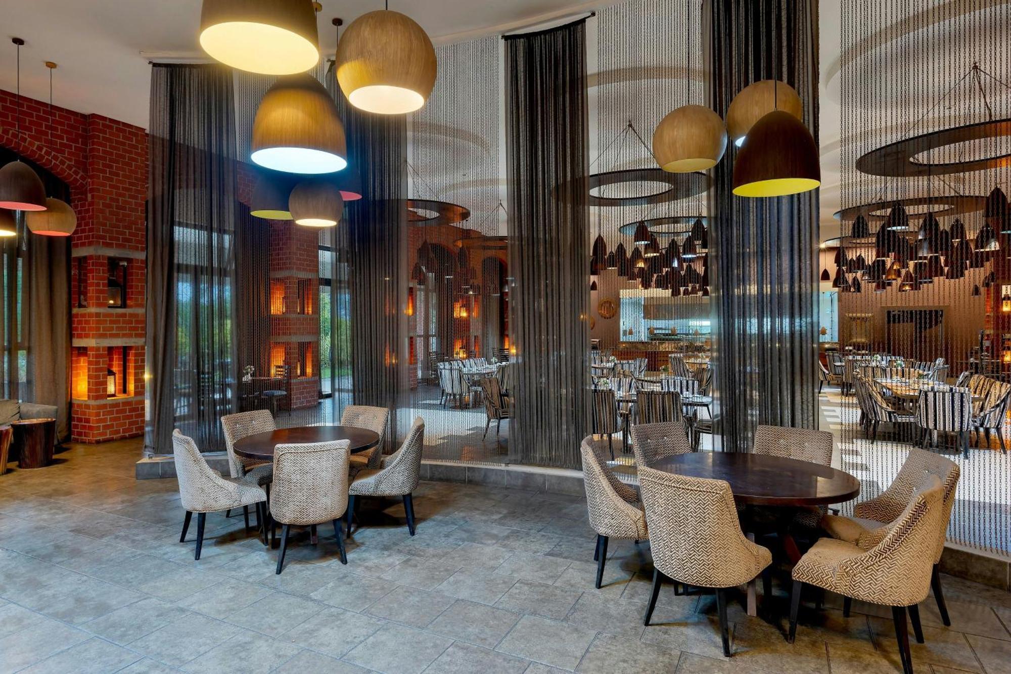 Protea Hotel By Marriott Ndola Exteriör bild
