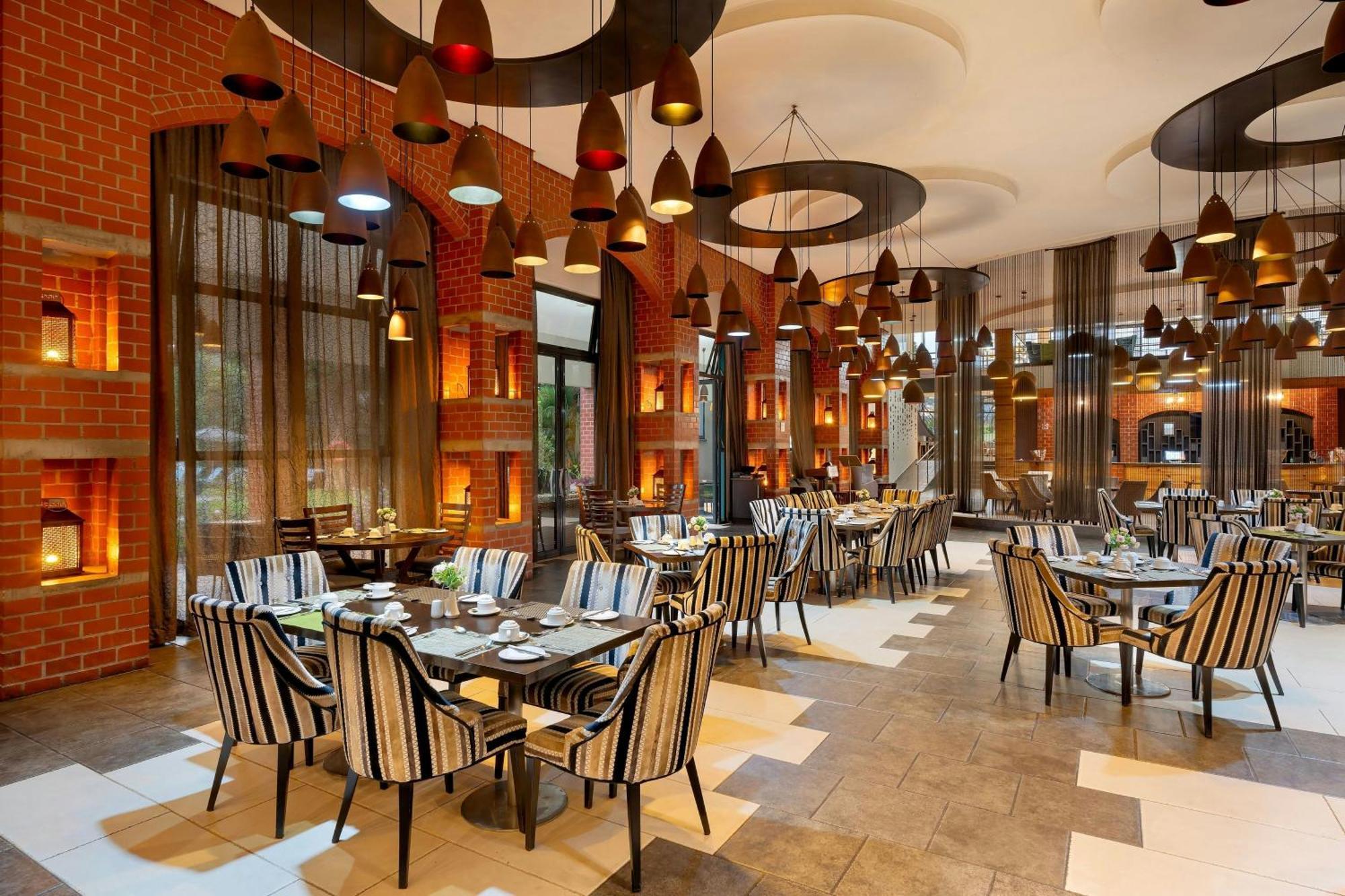 Protea Hotel By Marriott Ndola Exteriör bild