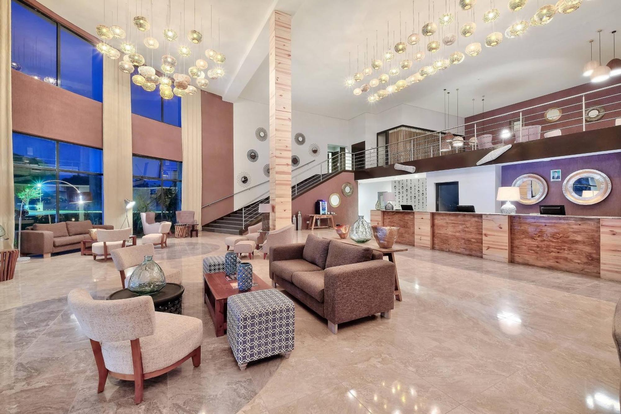Protea Hotel By Marriott Ndola Exteriör bild