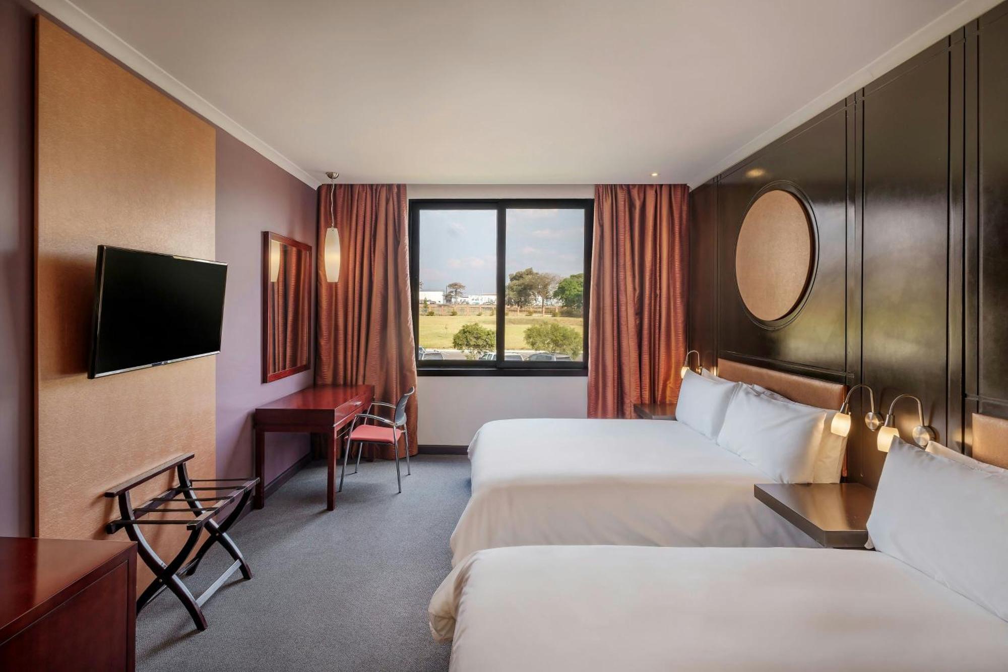 Protea Hotel By Marriott Ndola Exteriör bild